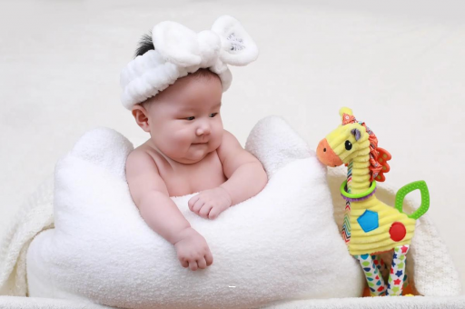 香港宝宝几个月翻身